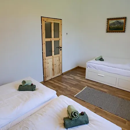 Rozprávková Hájenka V Nízkych Tatrách * Brezno