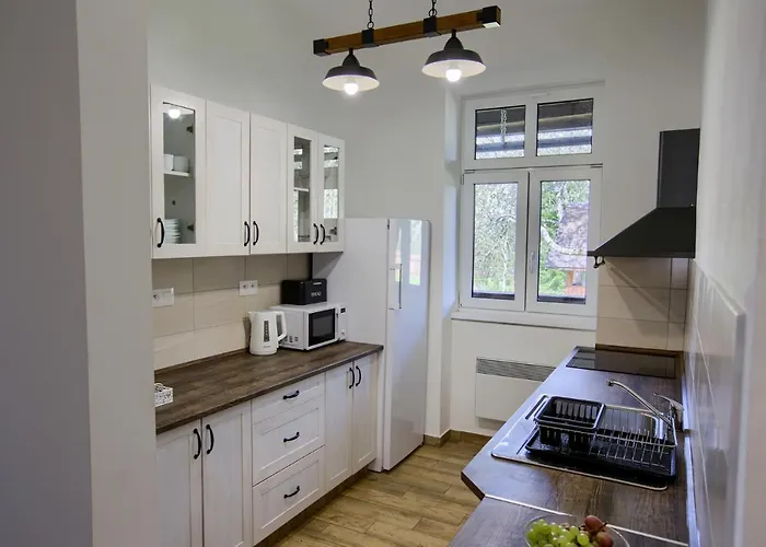 Rozpravkova Hajenka V Nizkych Tatrach Chalet *